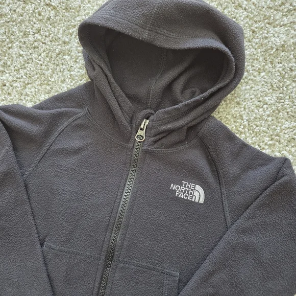 The North Face Kids Toddler Black Fleece Full Zip Hooded Jacket 2T Sweater Warm - Picture 2 of 9